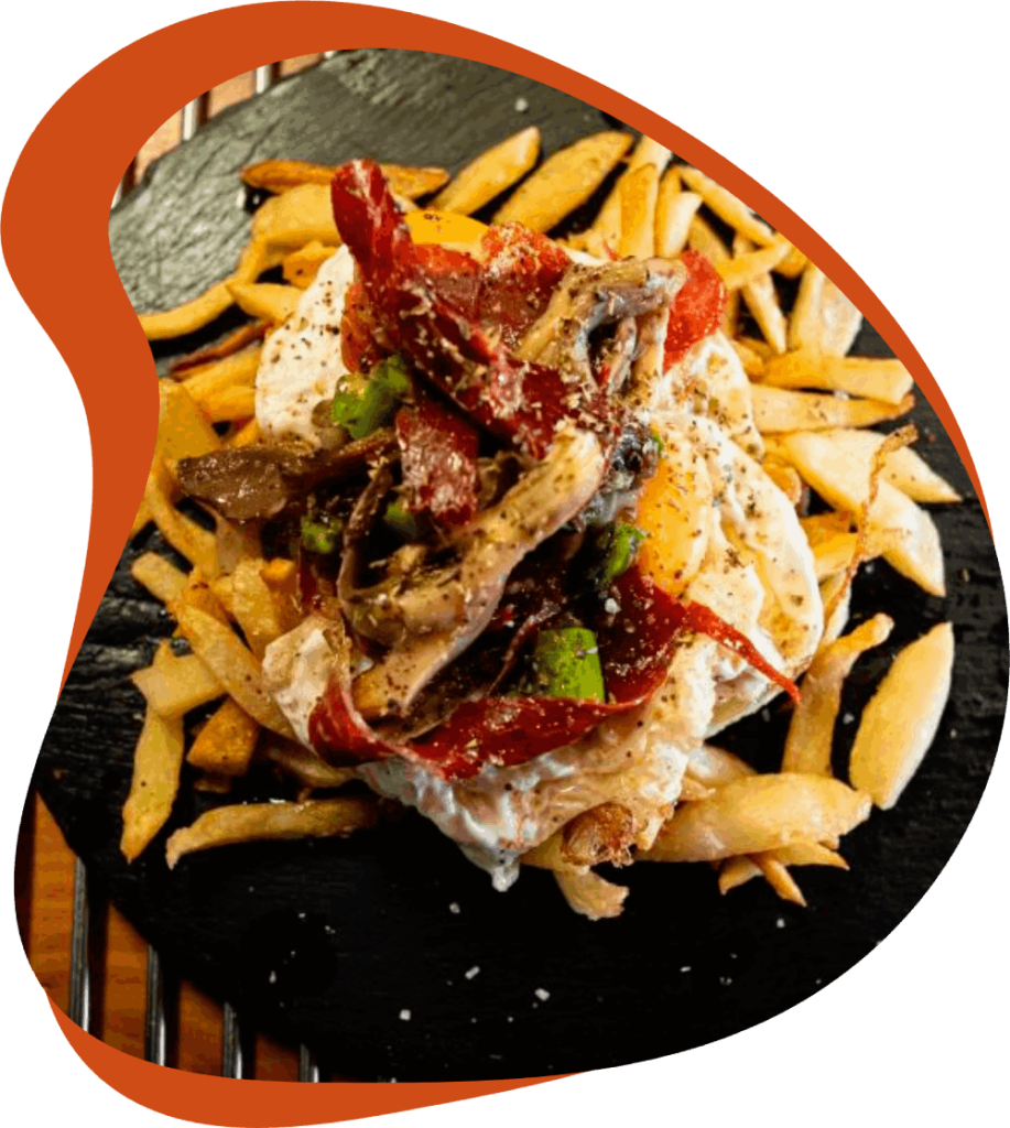 Plato de huevos y papas fritas